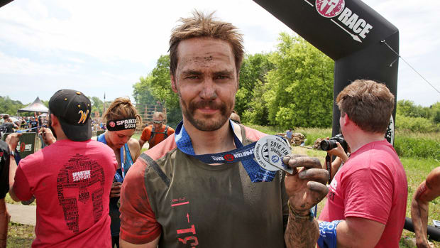 taylor-kitsch-spartan-lead.jpg